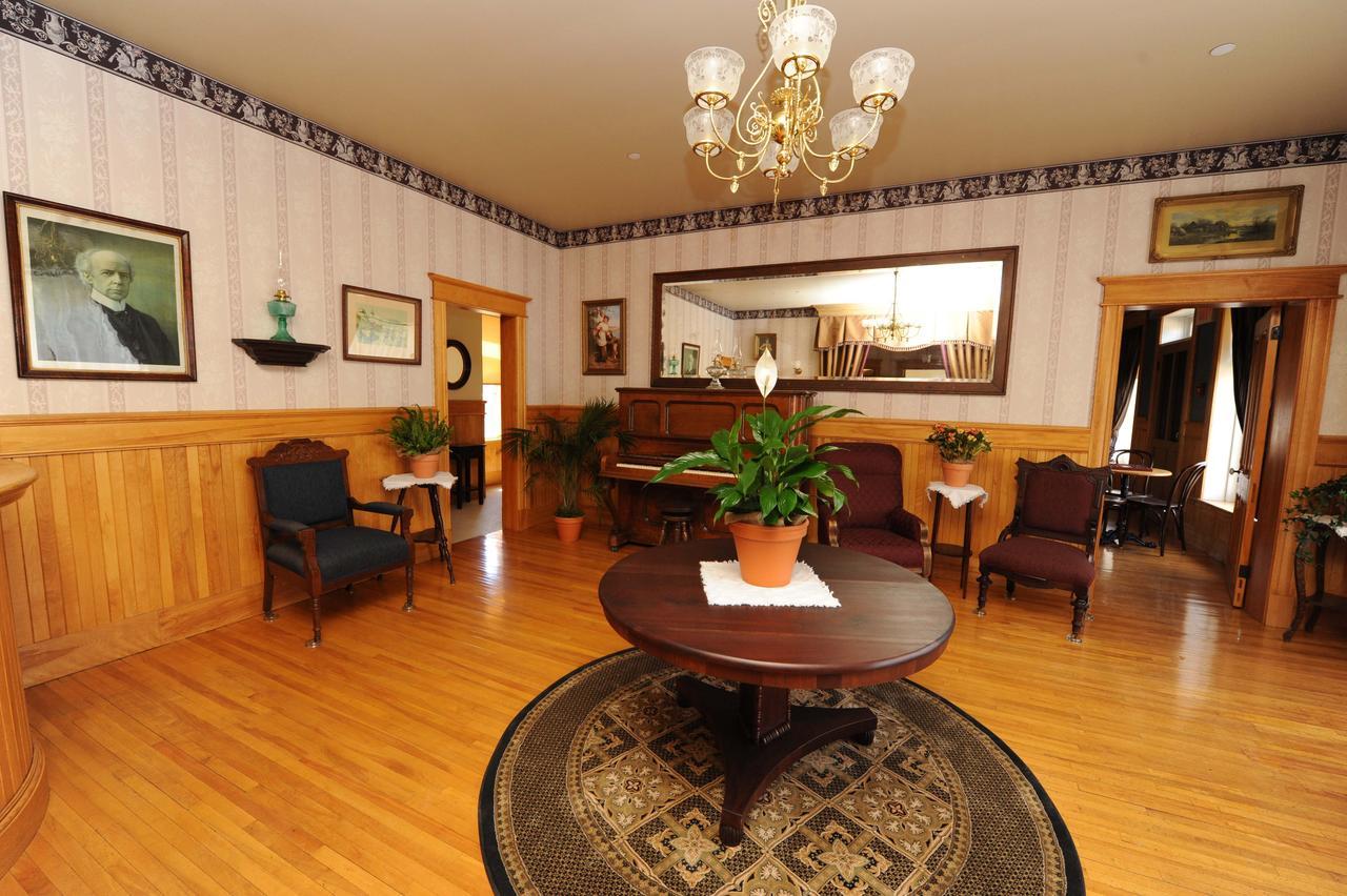 Hotel Chateau Albert Bertrand Esterno foto